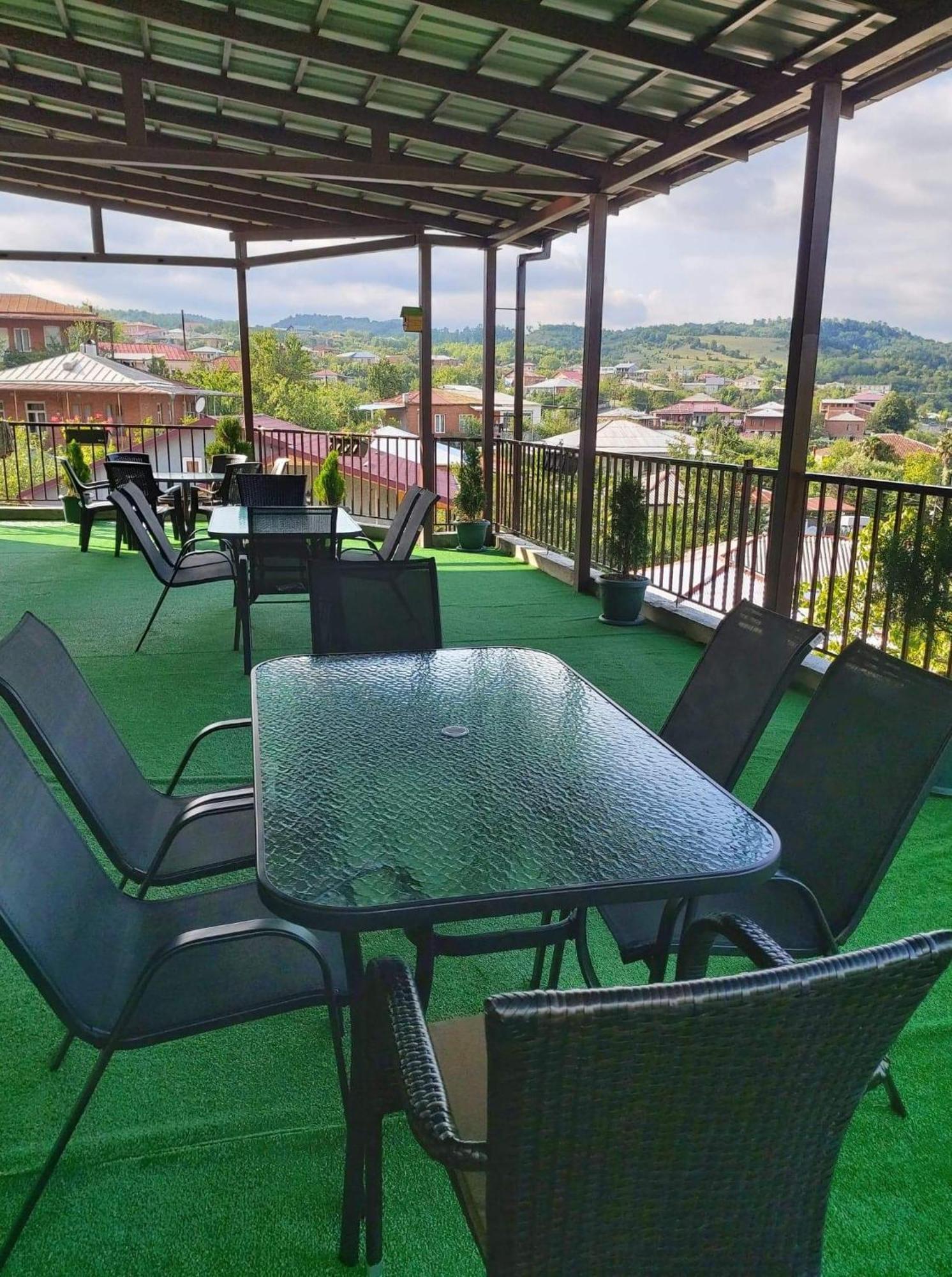Guest House Royal Comfort With Terrace คูทายสิ ภายนอก รูปภาพ