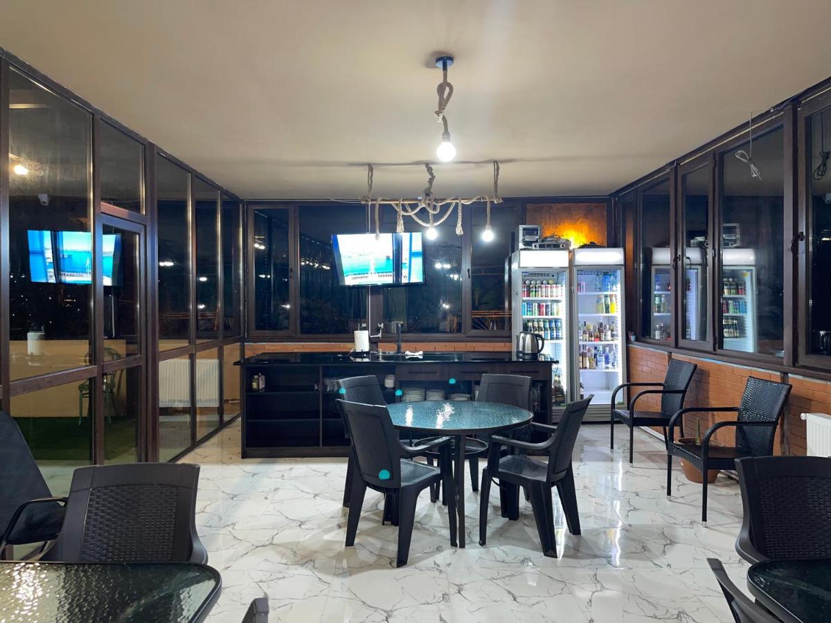 Guest House Royal Comfort With Terrace คูทายสิ ภายนอก รูปภาพ