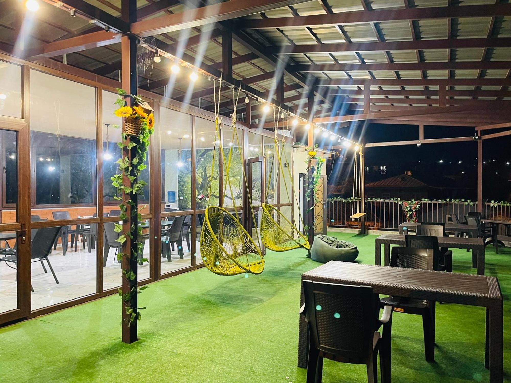 Guest House Royal Comfort With Terrace คูทายสิ ภายนอก รูปภาพ